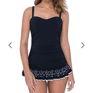 Gottex Navy Eyelet Floral Ruffle Skirt Underwire One Piece Swim Dress Size 6D